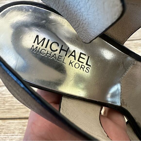 Michael Kors size 8 Carla stack stiletto heel in black - Picture 7 of 7